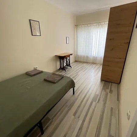 Mila 6 * בורגאס